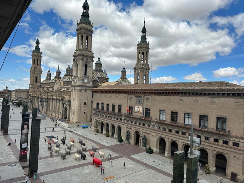 Ferienwohnung Dos Torres Valinor - Plaza Del Pilar Saragossa Exterior foto